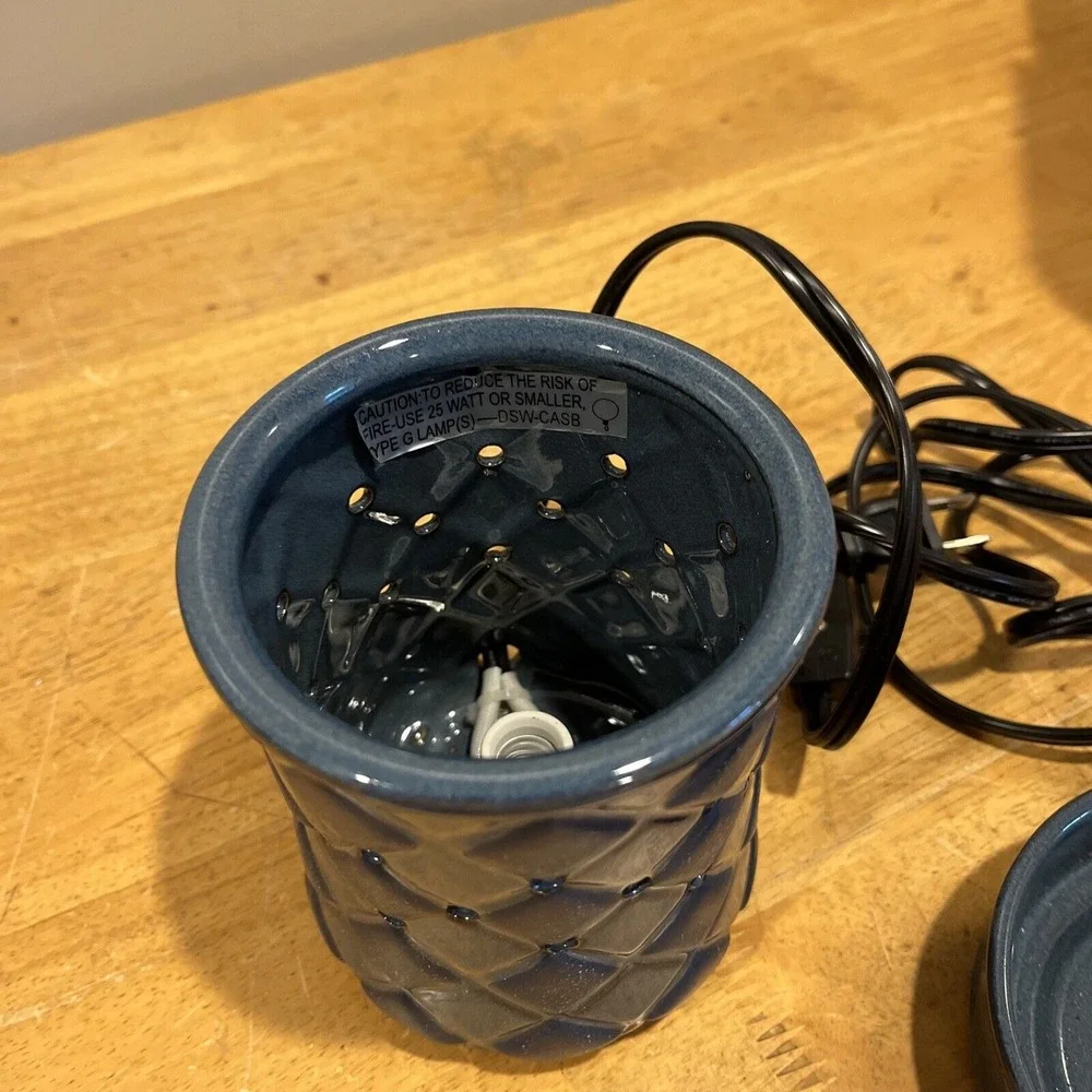 Scentsy CASBAH Blue‎ Quilted Diamond Full Size Wax Warmer Retired